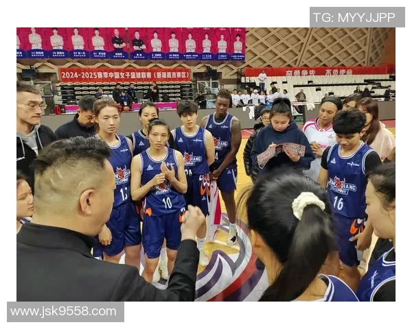 2015年CBA季后赛北京队对阵新疆队精彩回顾与赛后分析 2015年CBA季后赛北京队对阵新疆队精彩回顾与赛后分析