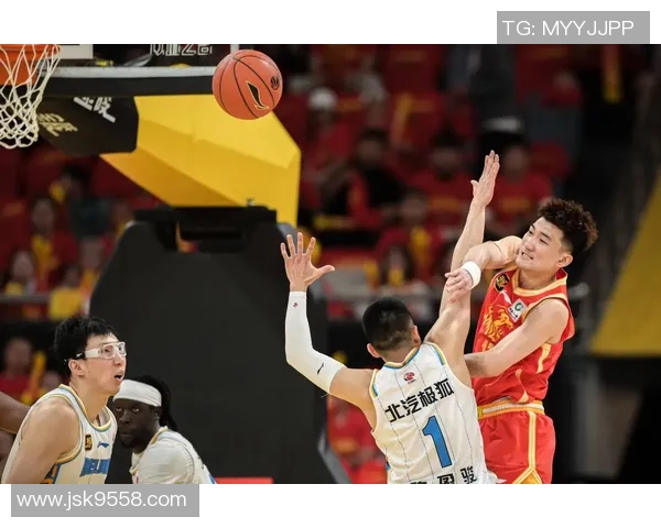 今晚CBA精彩对决广东队迎战天津队直播全程解析与赛前预测 今晚CBA精彩对决广东队迎战天津队直播全程解析与赛前预测