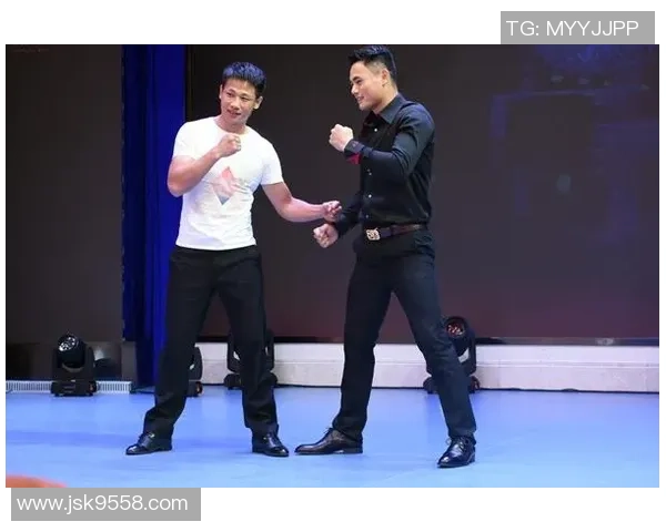 勇士与奇才常规赛对决精彩回顾及赛后分析揭示球队现状与未来展望 勇士与奇才常规赛对决精彩回顾及赛后分析揭示球队现状与未来展望