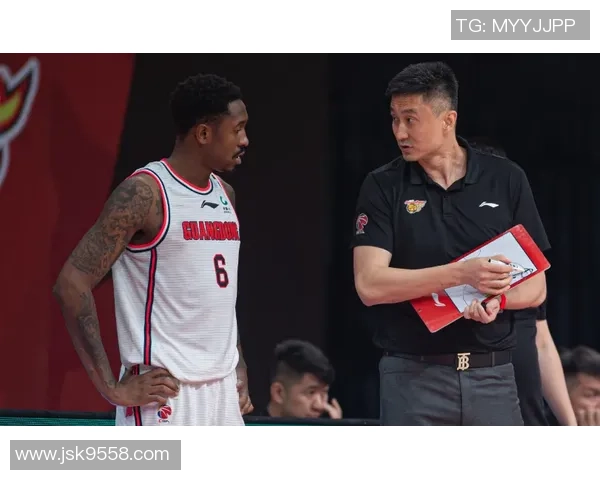 德黑兰独立队与阿赫利球队激战在即谁将赢得这场焦点对决